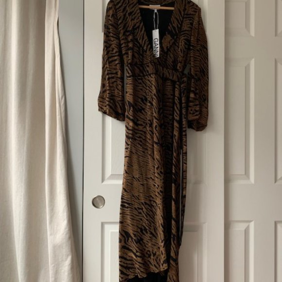 NWT: Tiger-print georgette maxi wrap dress - Picture 2 of 9